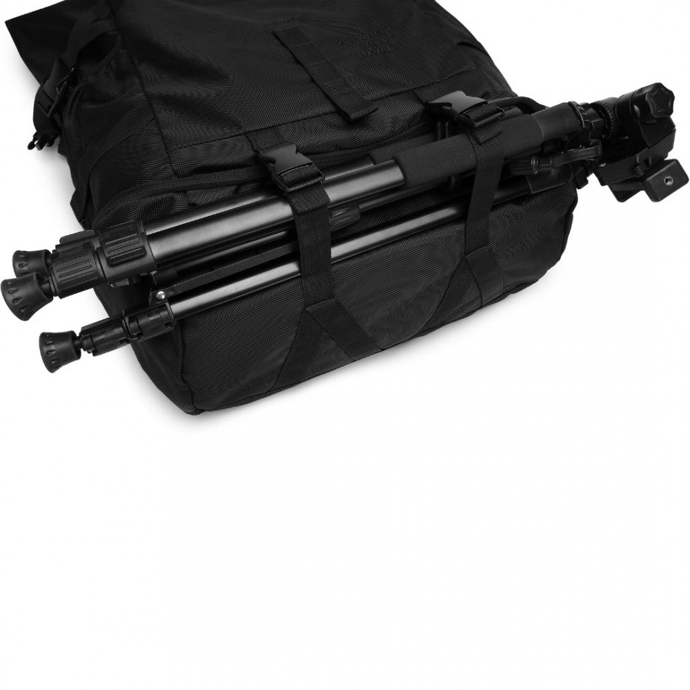 EQ2302 - Kono Large Capacity Basketball Sports Fitness Backpack - Black - Luggage eStore